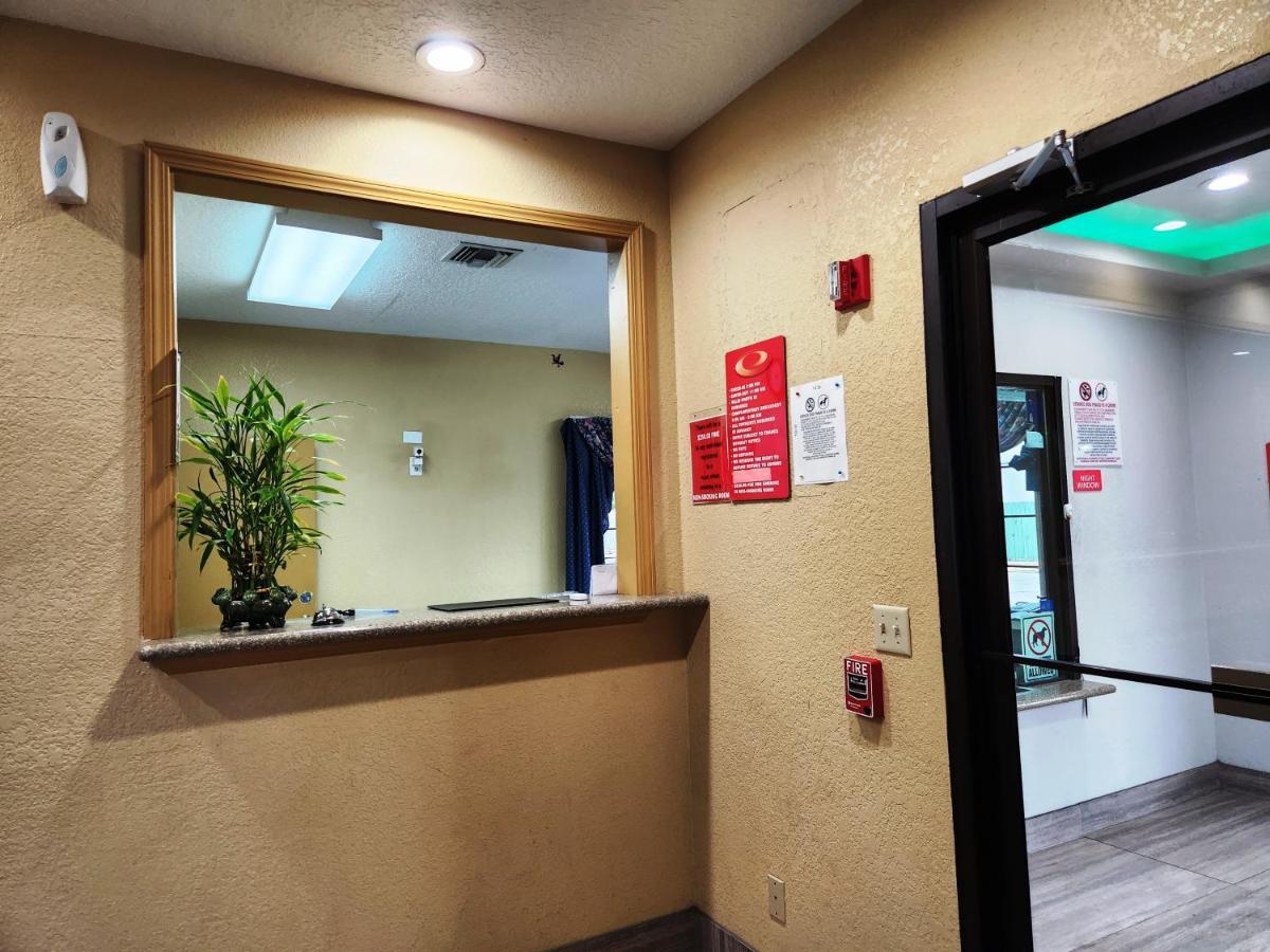 Express Inn Hobby Airport 휴스턴 외부 사진